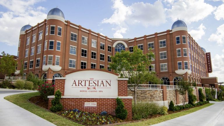 The Artesian Hotel, Casino & Spa